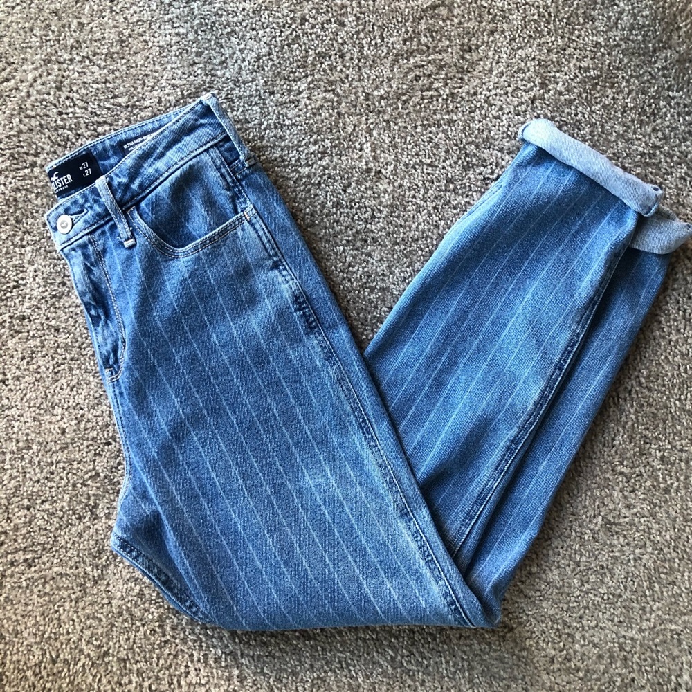 Hollister Ultra-High Rise Mom Jean